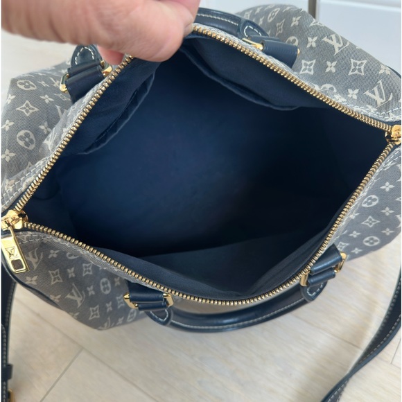 Louis Vuitton Speedy - Picture 7 of 14